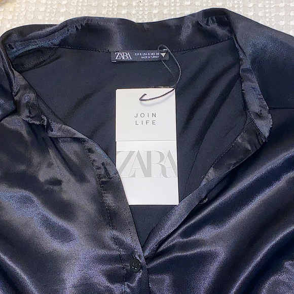 RARE NWT CROPPED SILK CINCHABLE BUTTON DOWN - Picture 2 of 4